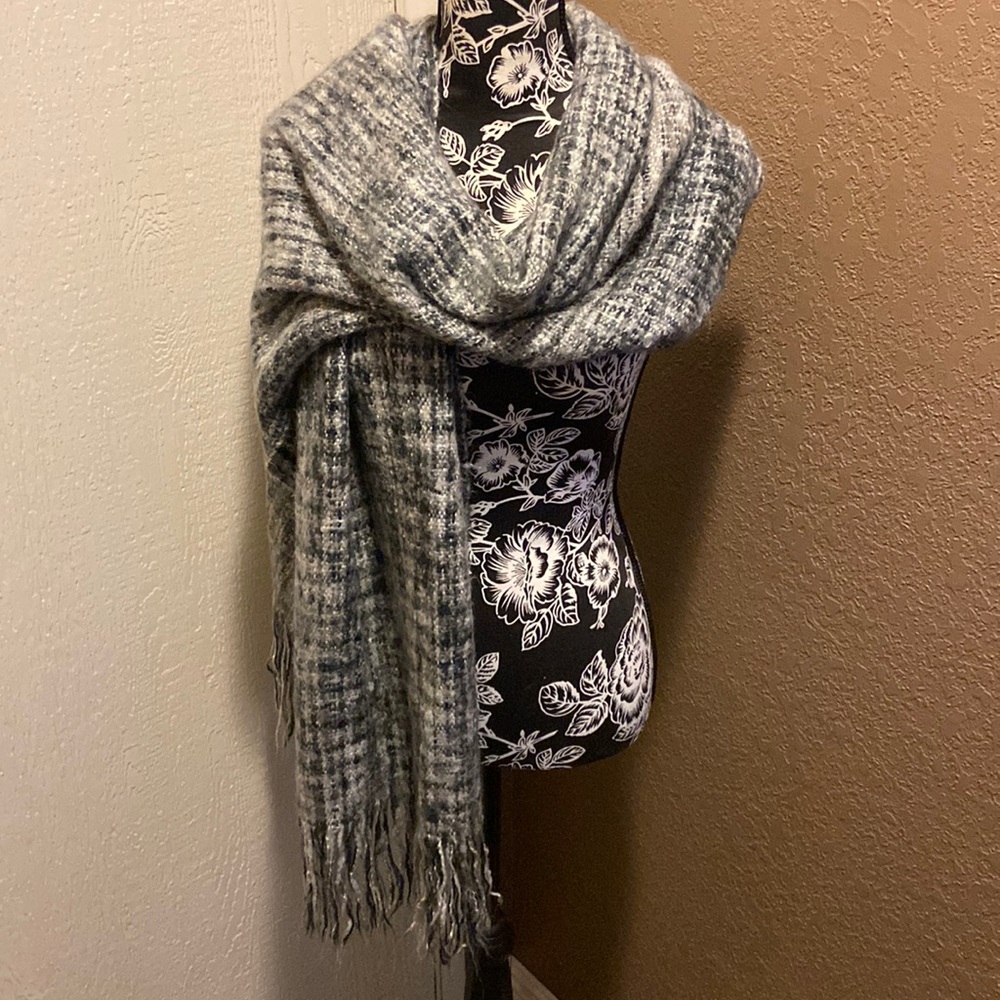 H&M scarf/shawl